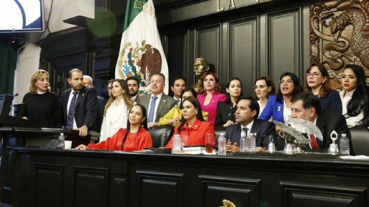 Ante el agandalle de Morena, ¿los 43?