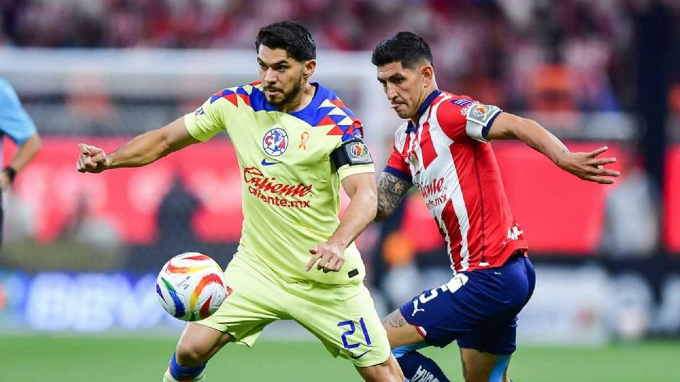 Se avecina el Clásico Nacional y repasamos los máximos goleadores históricos de este duelo entre Chivas y América.