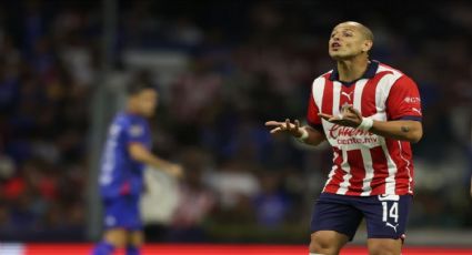 La virtud de Chicharito Hernández que destacan sus compañeros en Chivas, a pesar de su mal presente