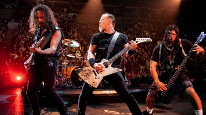 Metallica con M de México