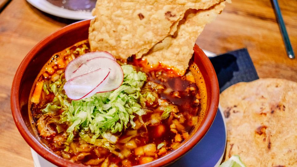 ¿Qué tan sano es comer pozole? Esto nos dicen los expertos