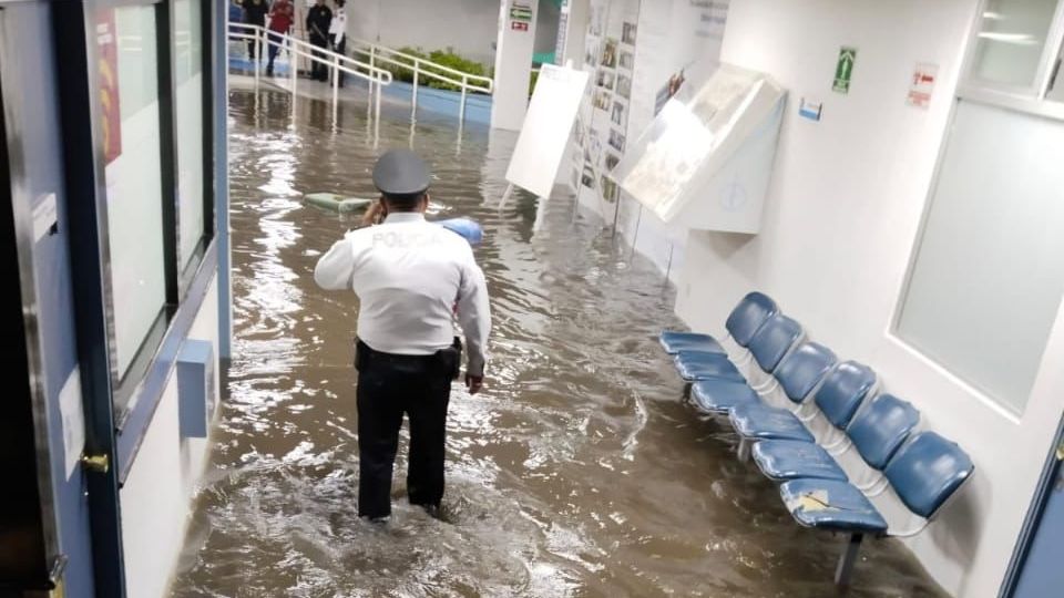 Las alcaldías del sur y poniente fueron las más afectadas por las lluvias de ayer.