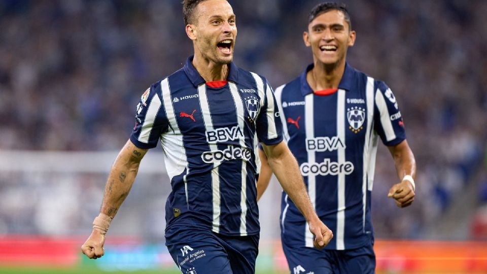 Sergio Canales guía la victoria de Rayados al vencer 3-2 a Bravos en el 'Gigante de Acero'