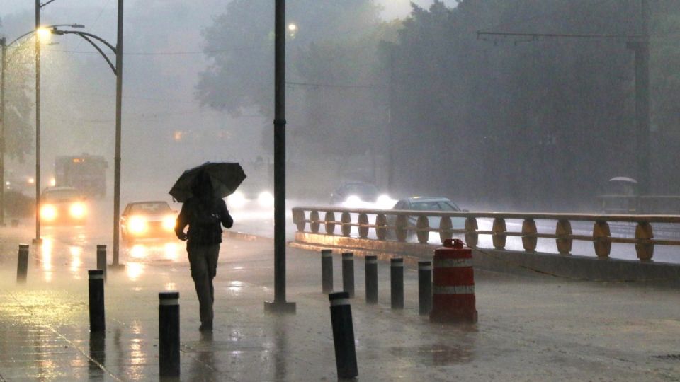 Activan alerta amarilla en CDMX por lluvias.