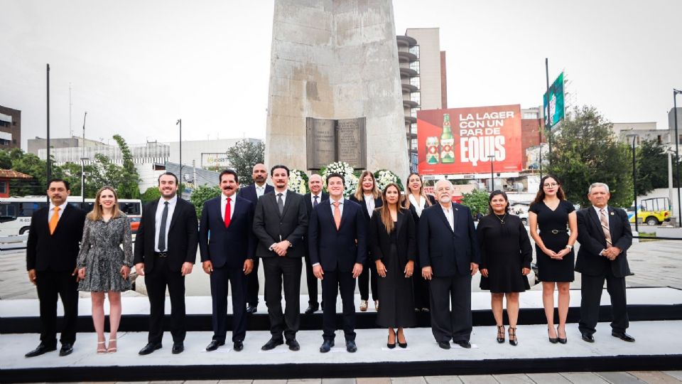 Monterrey conmemora 428 años de su fundación con Guardia de Honor