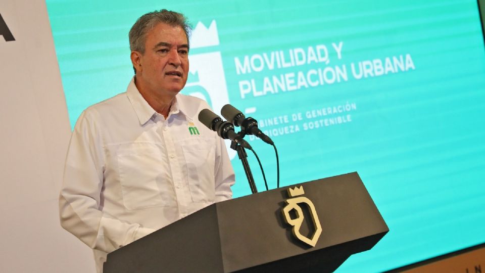 Secretario de Movilidad y Planeación Urbana en el Estado, Hernán Villarreal.