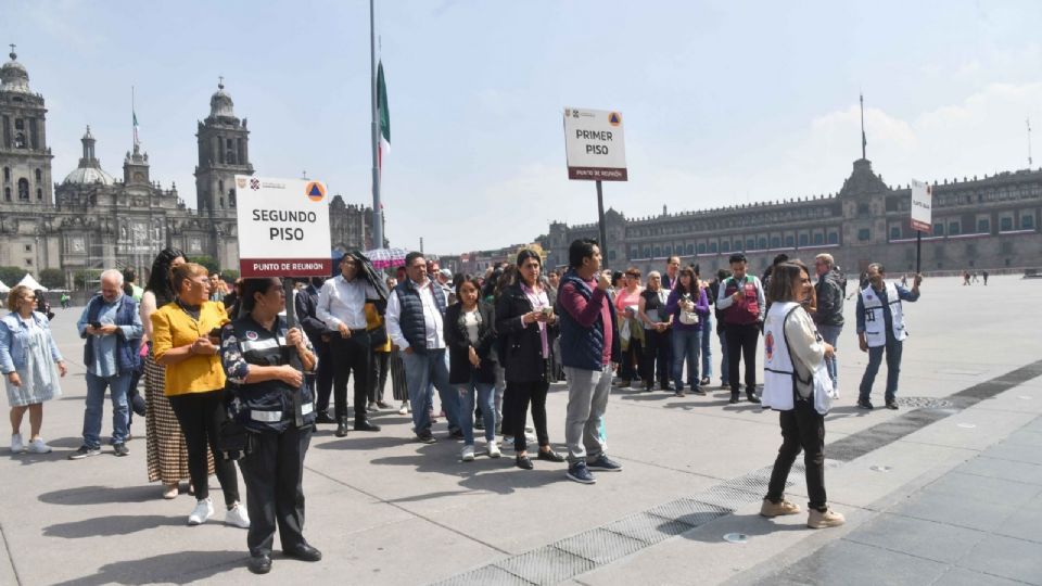 Es importante redoblar esfuerzos sobre la cultura de la prevención y actuación antes, durante y después de un sismo, señalan.