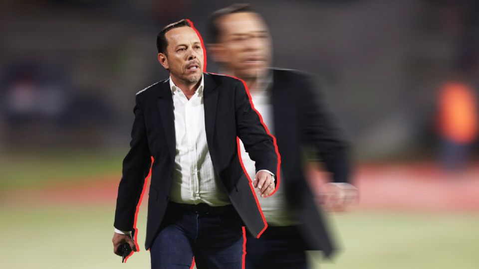 Eduardo Fentanes, director técnico del Club Necaxa,