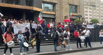 Trabajadores del PJF exigen a Banxico pronunciarse sobre reforma judicial