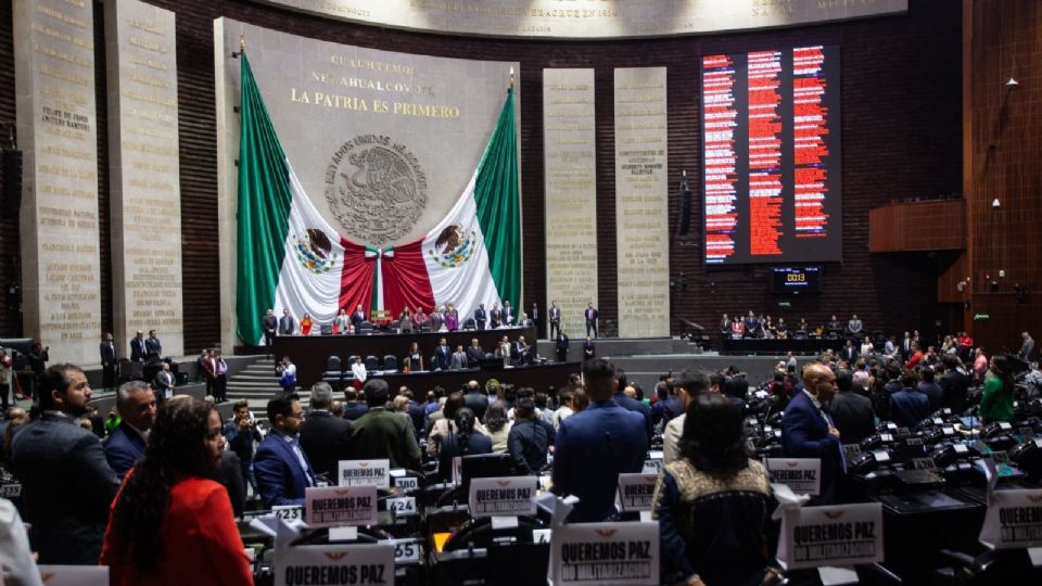 Morena en San Lázaro adecuó un espacio para sus 'mañaneras'.