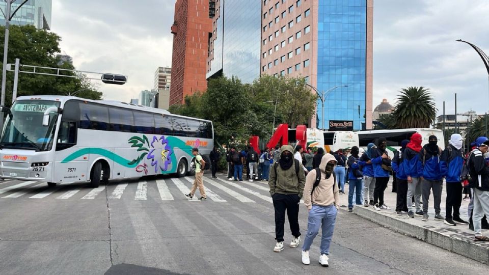 Los padres de los 43 normalistas seguirán buscando a sus hijos y exigiendo castigo a los responsables de su desaparición.