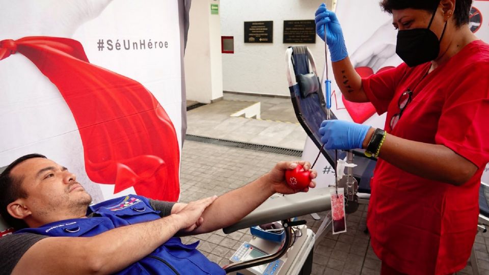 La Secretaría de Salud puso en marcha el Sistema Nacional de Sangre, con el objetivo de reorganizar estos servicios en los órdenes federal y estatal para mejorar la donación.