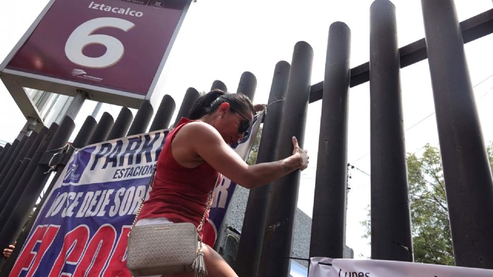 Estudiantes protestan contra la Reforma al Poder Judicial.