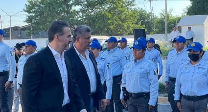 Realiza Adrián de la Garza pase de revista a la policía municipal