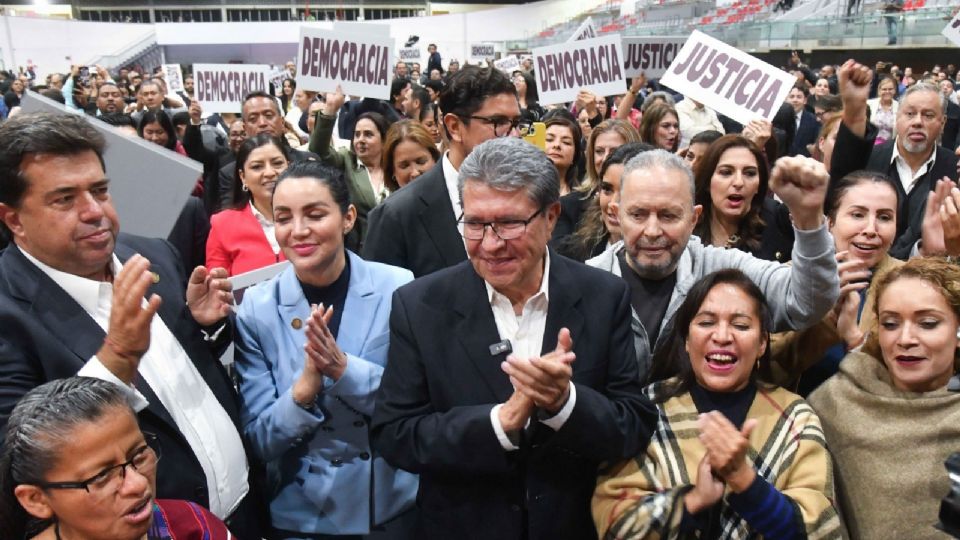 Los diputados votaron en la sede alterna de la Magdalena Mixhuca.