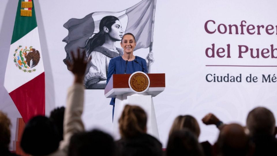 Sheinbaum se reunió el jueves con consejeros del INE.