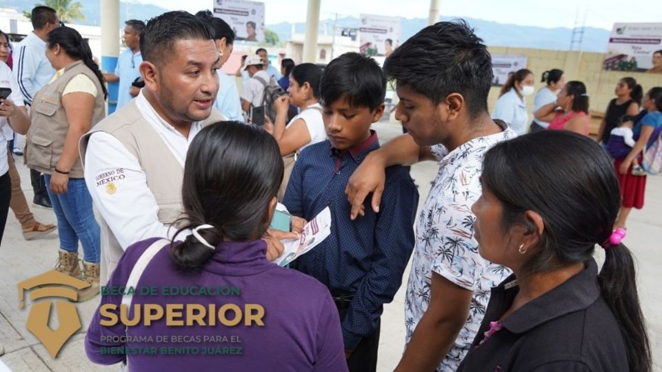 Si estás por ingresar a nivel medio o superior, checa cómo puedes acceder a la Beca Benito Juárez