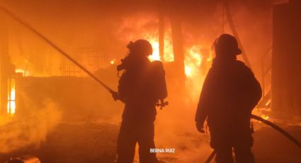 Desalojan a más de 60 personas tras incendio en Allende, Nuevo León