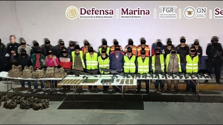 En Nuevo León, fueron detenidas 27 personas con un arsenal, equipo balístico y táctico