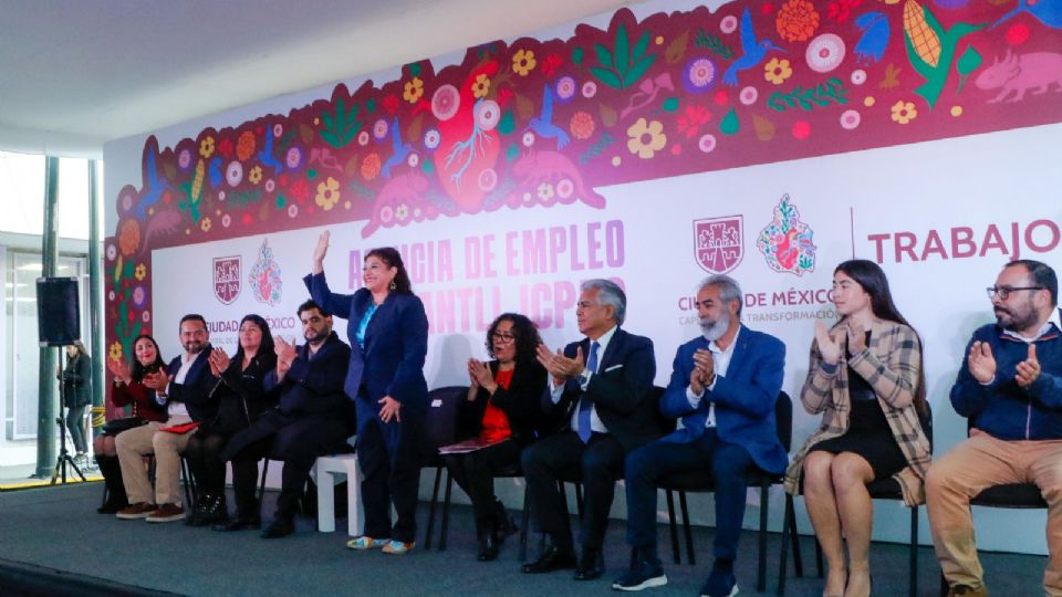 La Jefa de Gobierno de la CDMX anunció la creación de la agencia de empleo Tepcpantli Icpac, la cual tiene como finalidad hacer el acompañamiento de las personas desempleadas.