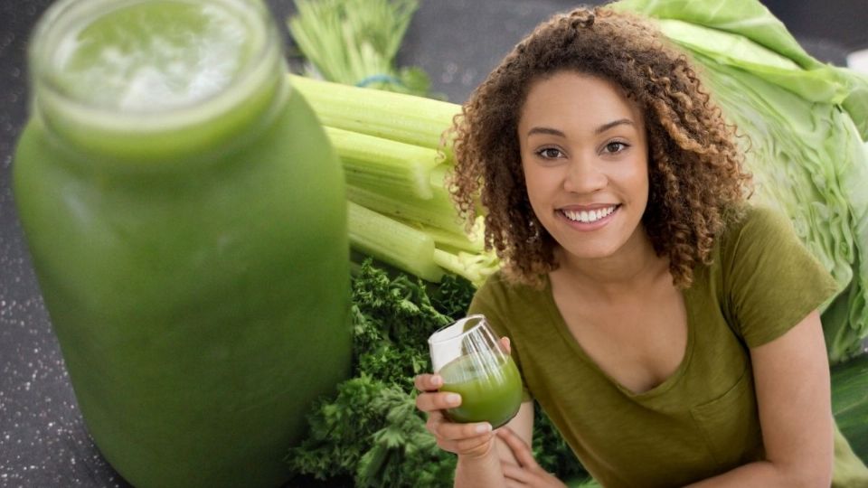 Jugo verde estos son los beneficios para tu cuerpo