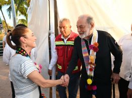 Carlos Slim reconoce a Claudia Sheinbaum por programa de apoyo a Acapulco