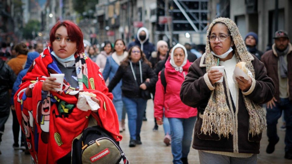 Pide tener especial cuidado con las niñas, niños, personas adultas mayores y con enfermedades crónicas.