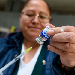 Realizan jornada de vacunación contra influenza, COVID-19 y neumococo en Garita de Otay