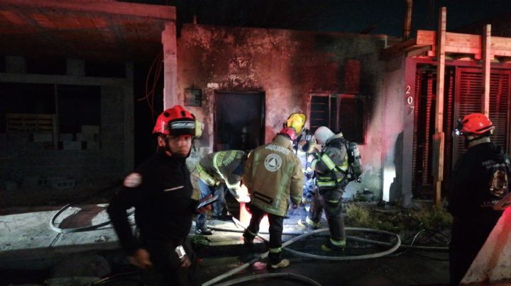 Incendio en casa deja un lesionado en Santa Catarina