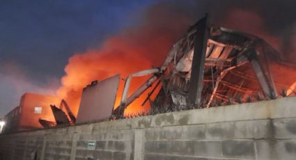 Incendio en fábrica de Escobedo provoca evacuación de más de 170 personas