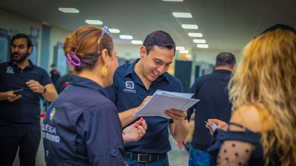 César Garza Arredondo exhortó a la ciudadanía a presentar sus propuestas para invertir en proyectos ciudadanos.