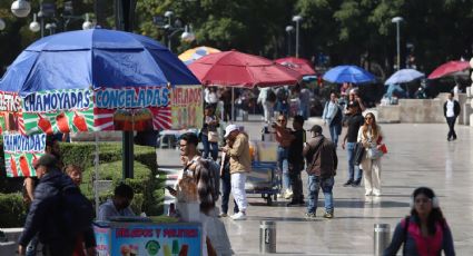 Vendedores ambulantes se resisten a ser retirados de La Alameda