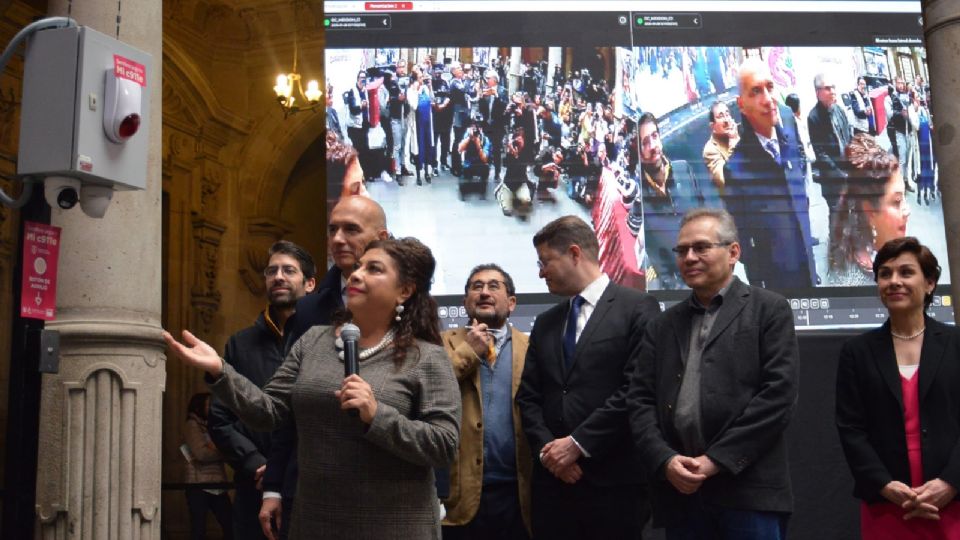 La jefa de Gobierno, Clara Brugada, inició con la instalación de videocámaras.