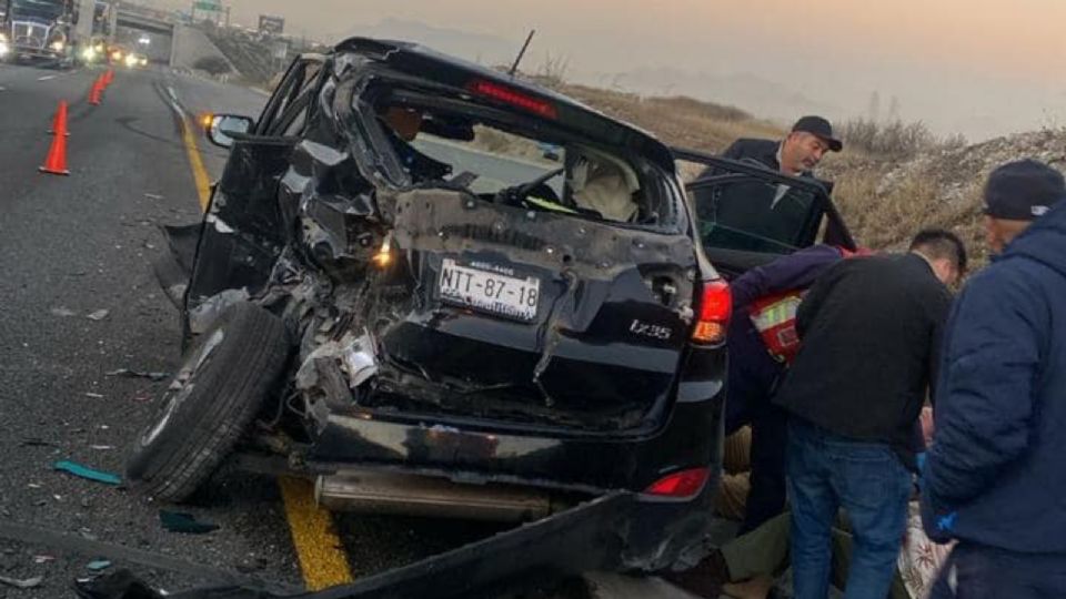 Las mujeres viajaban en la camioneta Hyundai ix35 y fueron rescatadas con vida, pero murieron en los hospitales a donde habían sido trasladadas.