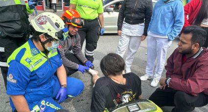 Camión urbano impacta a motocicleta en San Nicolás