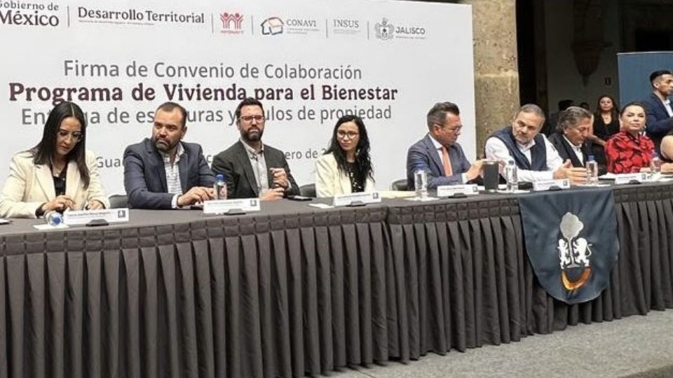 El director general del Instituto Nacional del Suelo Sustentable (Insus), José Alfonso Iracheta Carroll informó que en todo el país cerca de 6.3 millones de viviendas no tienen certeza jurídica.