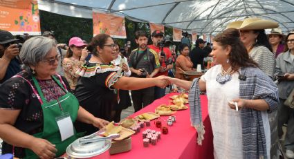 Inauguran Feria del Tamal en el Monumento a la Revolución