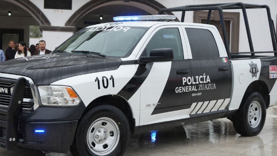 Elementos de la Policía de Zuazua acudieron al sitio para acordonar la escena del crimen.