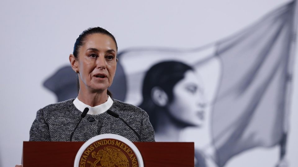 La presidenta de México, Claudia Sheinbaum, durante su rueda de prensa matutina, en el Palacio Nacional en la Ciudad de México.