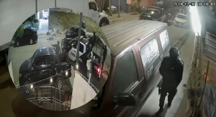 Policías de Fuerza Civil manipulan cámaras de casa en Escobedo