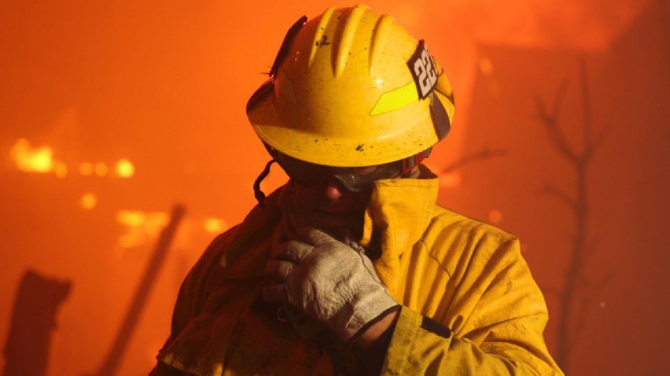 Un tercer incendio en Hurst se sumó a los fuegos.