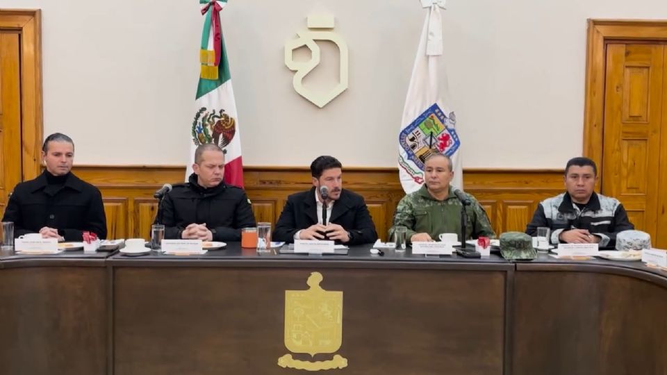 El gobernador Samuel García durante la primera reunión del año de la Mesa de Seguridad en Nuevo León.