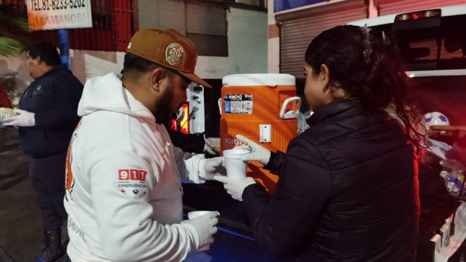 Rodrigo Rángel Cano, director de Protección Civil y Bomberos de Juárez, supervisa el operativo.