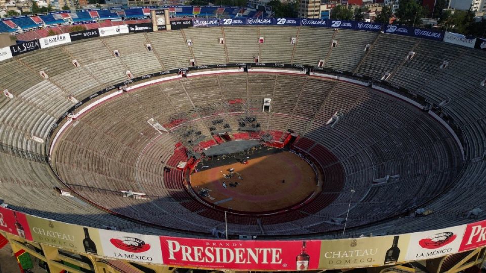 Aspectos de la Plaza de Toros.