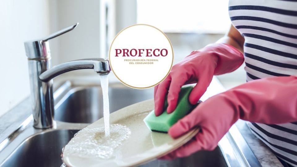 Profeco revela las mejores fibras para lavar trastes dentro del mercado
