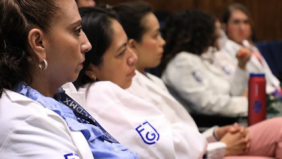 El seminario comprendió seis módulos impartidos por especialistas en perspectiva de género.