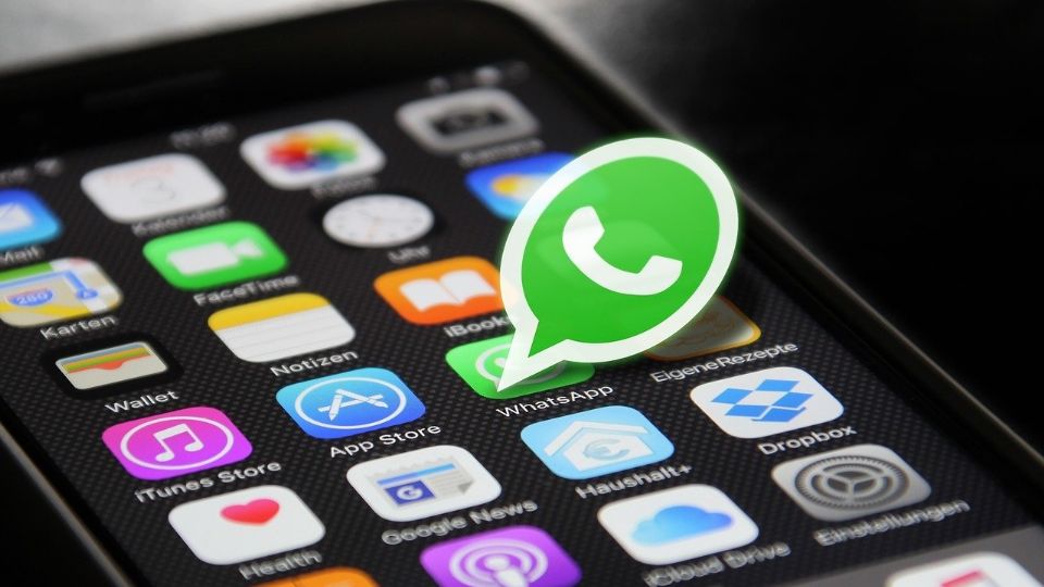 WhatsApp agrega la traducción de mensajes automática.