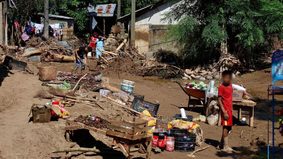 Sube a 79 el número de muertos por las lluvias en 5 estados.