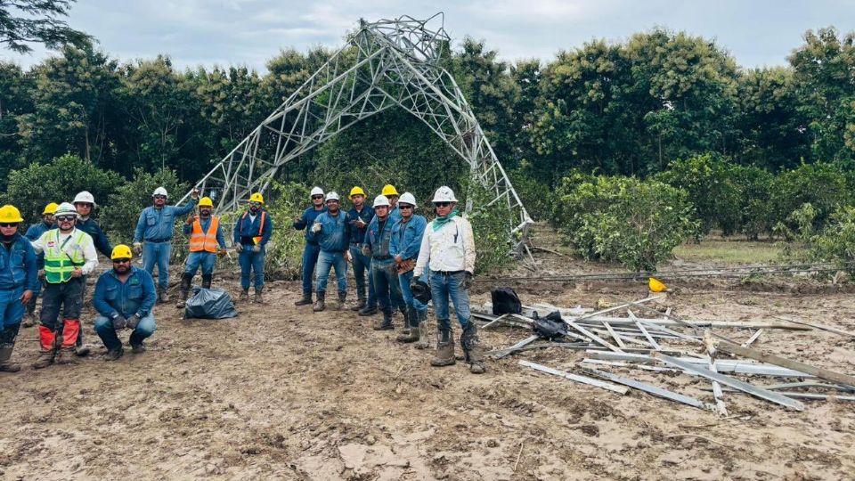 Restablecen suministro eléctrico en entidades afectadas por lluvias.