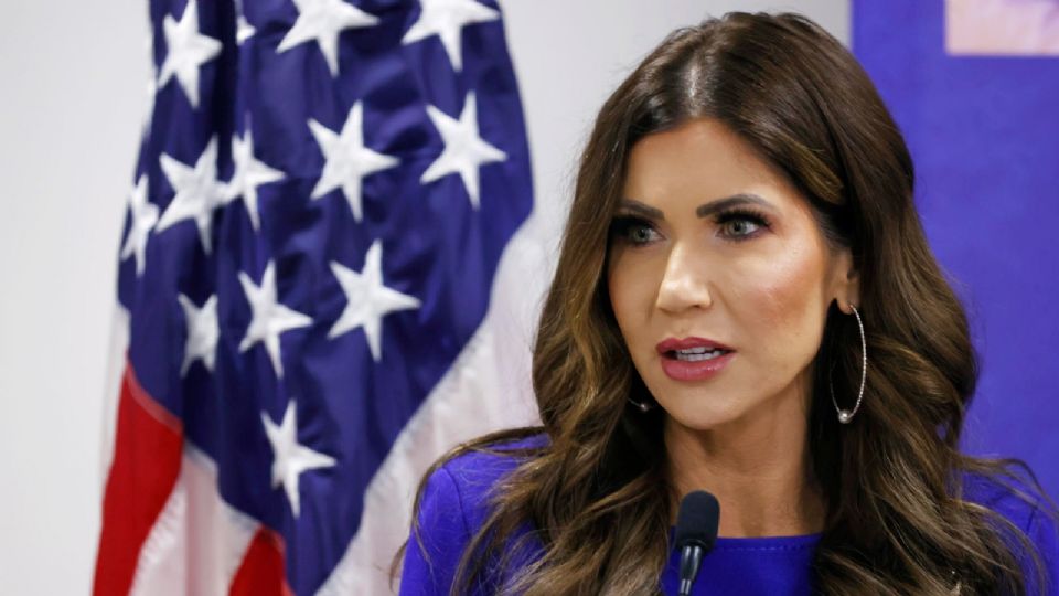 Kristi Noem, secretaria de Seguridad Nacional de EU.